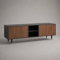 Rechteckiges TV-Lowboard aus MDF mit 4 Türen, 2 offenen Fächern und geriffelten Fronten, Schwarz/Walnussbraun, 180 × 40 × 65 cm